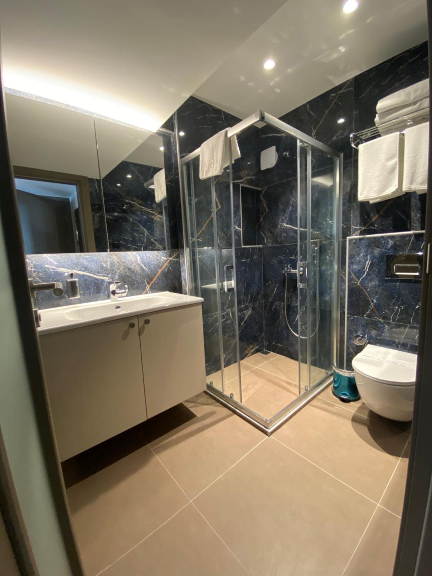 Senyildiz Hotel İzmir Ngoại thất bức ảnh